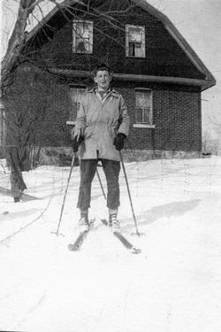 Frank Dobson on Skiis